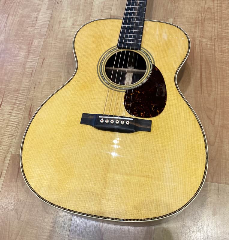 Martin Standard Series OM-28 Acoustic Guitar image 1
