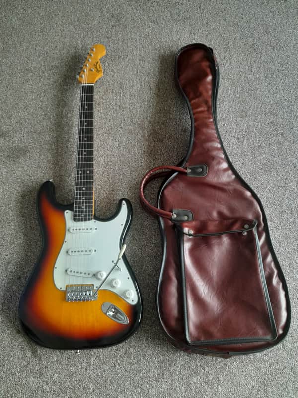 Great Lake Deluxe Stratocaster 1978-82 Japan - Sunburst | Reverb