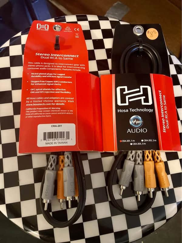 HOSA CRA-201 Dual RCA to RCA 1M (3.3 feet) cable Stereo Interconnect - 1 Meter 2010s - Standard image 1