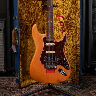 Fender Michael Landau Coma Stratocaster - Coma Red with Vintage-Style Navy Blue Hardshell Case - Demo image 19
