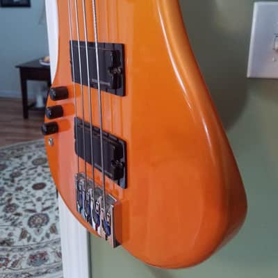Lefty Scream Basses Fretless, Moses Graphite neck, 2010 Daytona Sunset Orange image 7