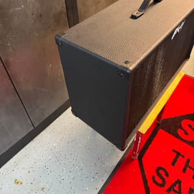 Peavey Phase 2, 212 Guitar Cabinet 2018 - Black Tolex image 4