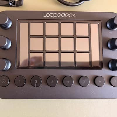 Loupedeck Live + Travel Case image 2