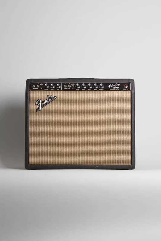 Fender  Vibrolux AA763 Tube Amplifier (1964), ser. #A-01140. image 1