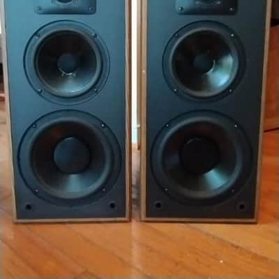 Polk Monitor 2 speakers in good condition - 1980's image 1