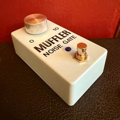 PedalPCB Muffler Noise Gate (Vintage MXR Style) – 2026 Powder-Coated Blue image 3