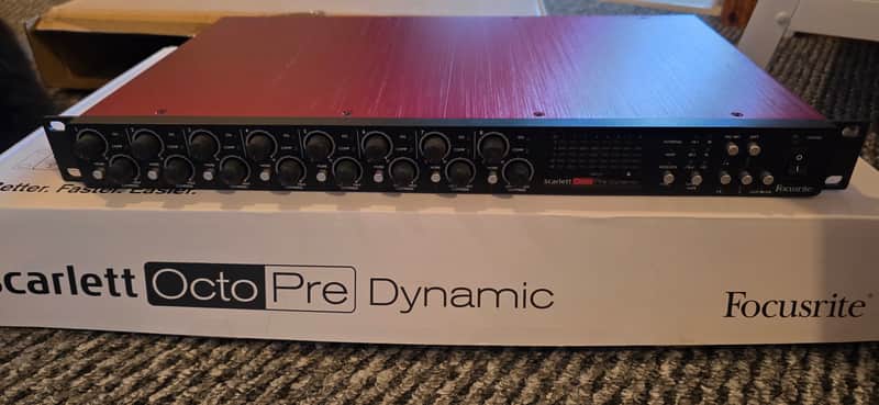 Focusrite Scarlett OctoPre Dynamic 2017 - Present - Black image 1