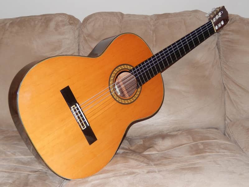 Made in 1974 by Kazuo Hashimoto - Model C30 - Fantastic Vintage Japanese Made Classical Guitar image 1