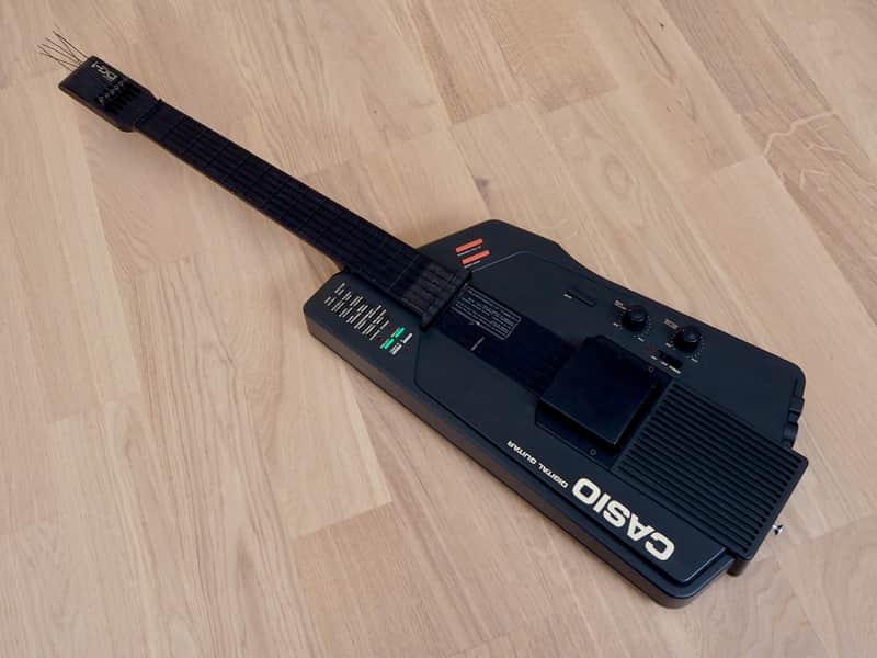 1981 Casio DG-1 Digital Guitar Synthesizer Drum Machine Black