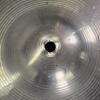 Used Vintage Ludwig Standard Paiste Hi Hat Cymbals 14" 642/682 grams - Fair image 5