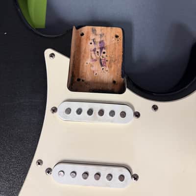 Yamaha Pacifica Body image 2