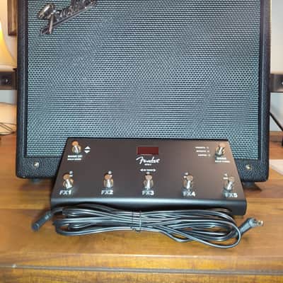 Fender Mustang GTX50 50-Watt 1x12" Digital Modeling Guitar Combo 2020 - Present - Black with Footswitch image 4