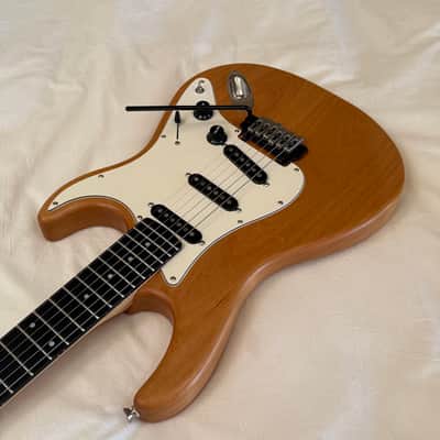 Carvin Bolt SSS Tremolo  - Custom Shop Strat Killer - Made in USA - Natural Alder - Free Pro Setup image 6