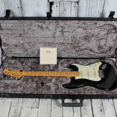 Fender 2024 American Professional II Stratocaster Electric Guitar with Case image 16