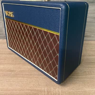 VOX AC10 Custom 10W 1x10 Limited-Edition Tube Guitar Combo Amp Blue/Cream AC10C1 #2492 image 6