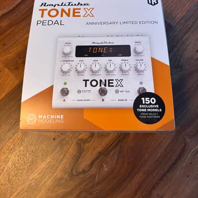 IK Multimedia ToneX Pedal Limited Edition 2024 - White image 6