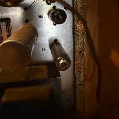 Silvertone Model 1472 10-Watt 1x12 Guitar Combo Amplifier image 16