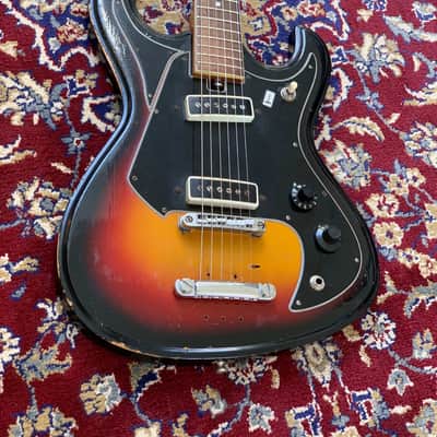 Teisco Mosrite/ Univox/Burns 1960's Made in Japan 1960s Sunburst image 9