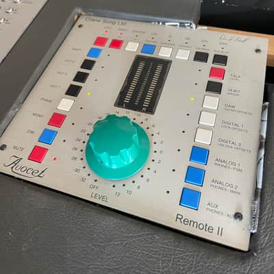 Crane Song Avocet II Monitor Controller 2010s - Silver image 2