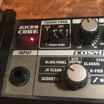 Roland Micro Cube 2-Watt 1x5" Guitar Combo 2004 - 2014 - Black image 3