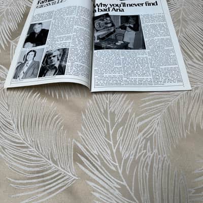 RARE Vintage Aria Guitars Original Gigsville Newsletter/Catalog 1960's/1970's image 3
