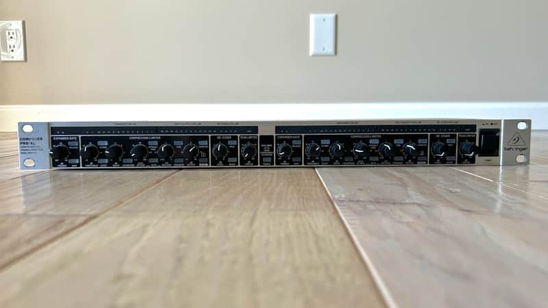 Behringer MDX2600 Composer Pro-XL Compressor / Limiter image 1