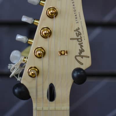 Fender Made in Japan Artist Richie Kotzen Stratocaster Electric Guitar Red Burst Incl Gig Bag image 4