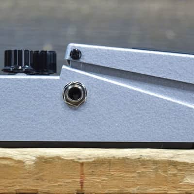 Boss FZ-5 Fuzz Advanced COSM Technology 3-Mode Classic Fuzz Boost Effect Pedal image 6