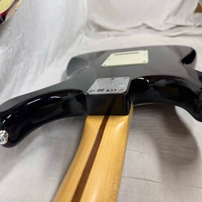 Fender American Professional Stratocaster HSS (modified to SSS) Shawbucker Guitar with Case 2016 - Black / Maple neck image 24