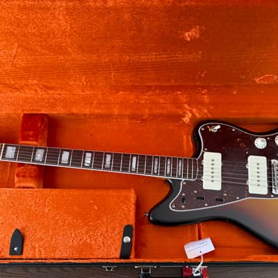 Fender American Vintage II '66 Jazzmaster 2022 - Present - 3-Color Sunburst image 1