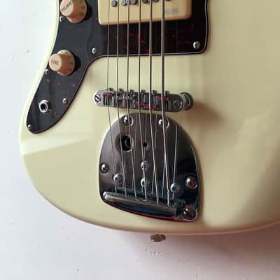 Revelation RJT 60 B Left Handed Vintage White Bass VI Lefty RJT 60B image 1