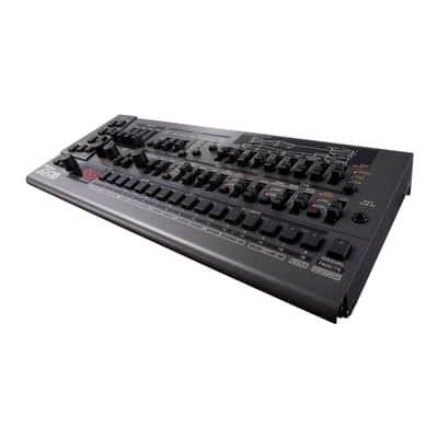 Roland JD-08 64 Presets MIDI USB and External Clock Input Metal Front Construction Portable and Compact 108 Waveforms Tabletop Sound Module Boutique Synthesizer image 3