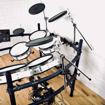 Roland TD-10 electronic drum set kit Excellent-TD10 V-drums for sale image 8