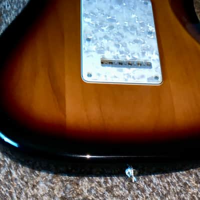 2023 Fender Vintera II '50s Stratocaster with Maple Fretboard Sunburst electric guitar image 16