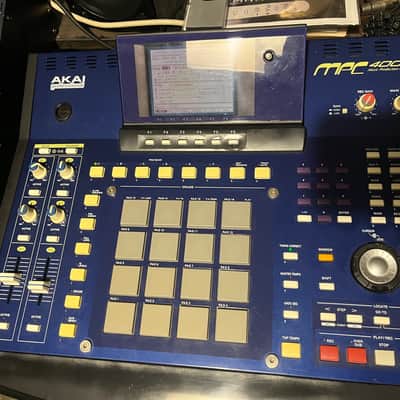 Akai MPC4000 Music Production Center 2002 - 2007 - Blue image 4