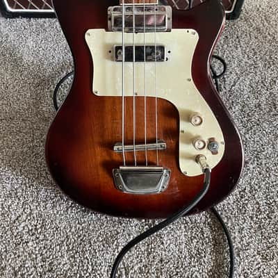 Teisco “St. George” 1960s - Sunburst image 4