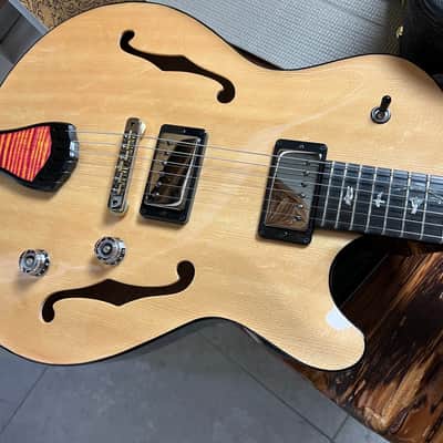PRS Private Stock Singlecut Archtop 2022 Natural Bearclaw Spruce Top and Raspberry Lemonade Maple Back image 4