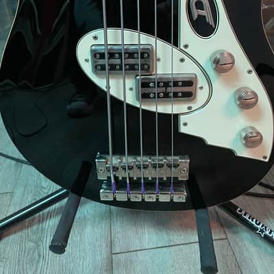 Duesenberg D-Bass 5 String-Bass Black + Case image 5