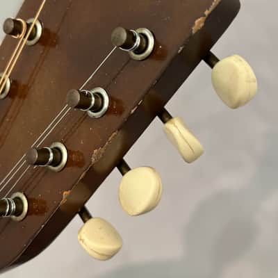 Harmony H8031 oval hole flat back mandolin 1972 - Sunburst image 12