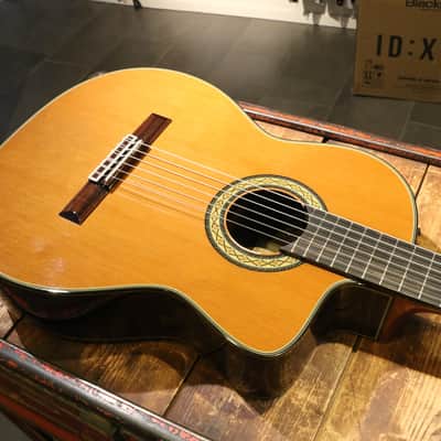 Takamine TH5C Hirade Series Classical Nylon String Concert Cutaway Acoustic/Electric Guitar 2010s - Natural Gloss image 4