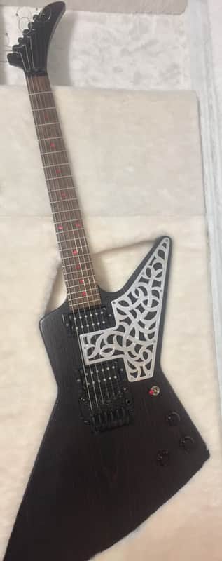 Gibson Limited Edition Vampire Blood Moon Explorer 2011 - Ebony/Red