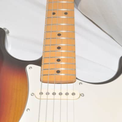 Fender Japan ST-68 Large Head Stratocaster Electric Guitar Ref No 7677 image 5