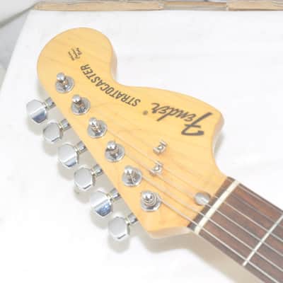 Fender Stratocaster K008976 Electric Guitar Ref No 7577 image 7