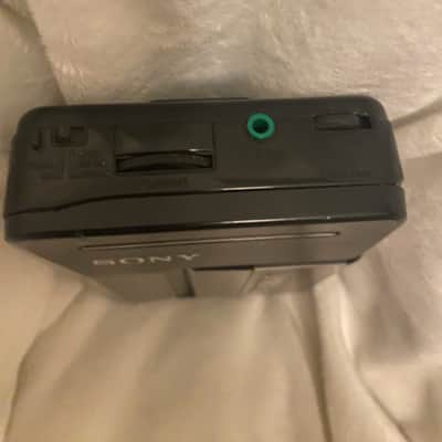 Sony Walkman Cassette Tape Player AM/FM WM-F2015 *EXCELLENT* 1990s - Black image 4