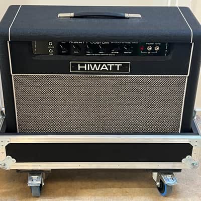 Hiwatt Custom Studio Stage MKIII 20/40W 2x12 Combo image 18
