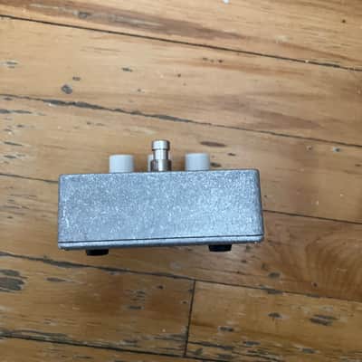 Electro-Harmonix Micro POG Polyphonic Octave Generator 2007 - Present Red / Gray image 4