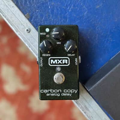 MXR M169 Carbon Copy Analog Delay | Reverb