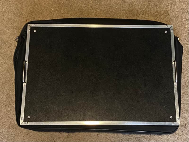 Custom Guitar pedalboard 16x24 with Pedaltrain soft case image 1