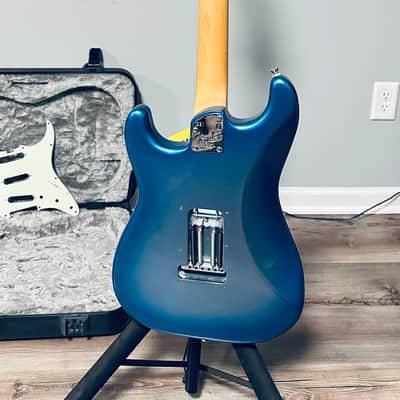 Fender American elite Stratocaster 2017 - Metallic blue image 9