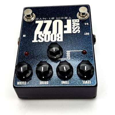 Tech 21 Boost Fuzz Metallic image 4